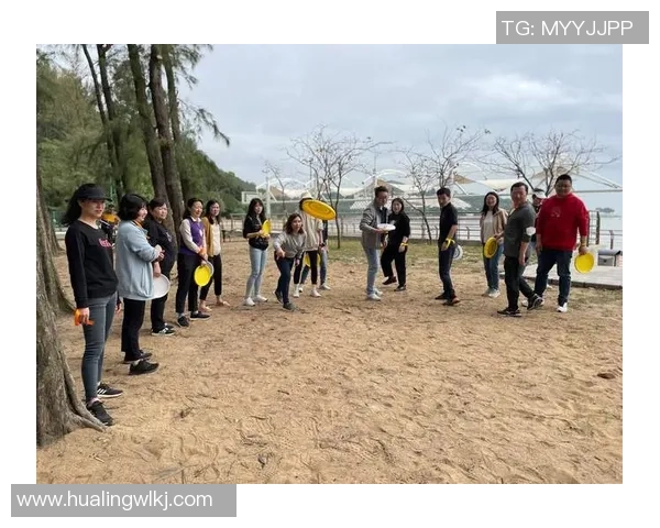 广州飞盘队战术革新引发热议探索新玩法与团队协作的完美结合 广州飞盘队战术革新引发热议探索新玩法与团队协作的完美结合