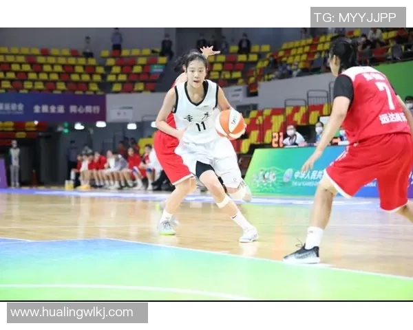 重庆篮球队在城市联赛中的实力展现与战术分析 重庆篮球队在城市联赛中的实力展现与战术分析